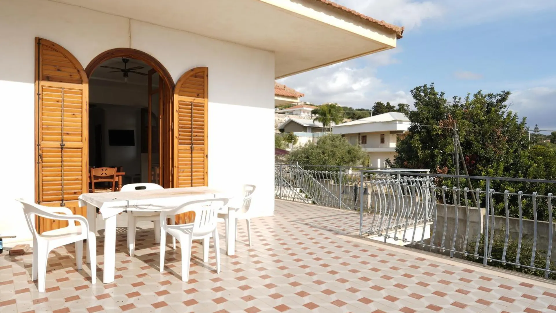 Villa Dolce Vita - Panorama A Marina Di Ragusa Con Parcheggio Privato 0*,  איטליה