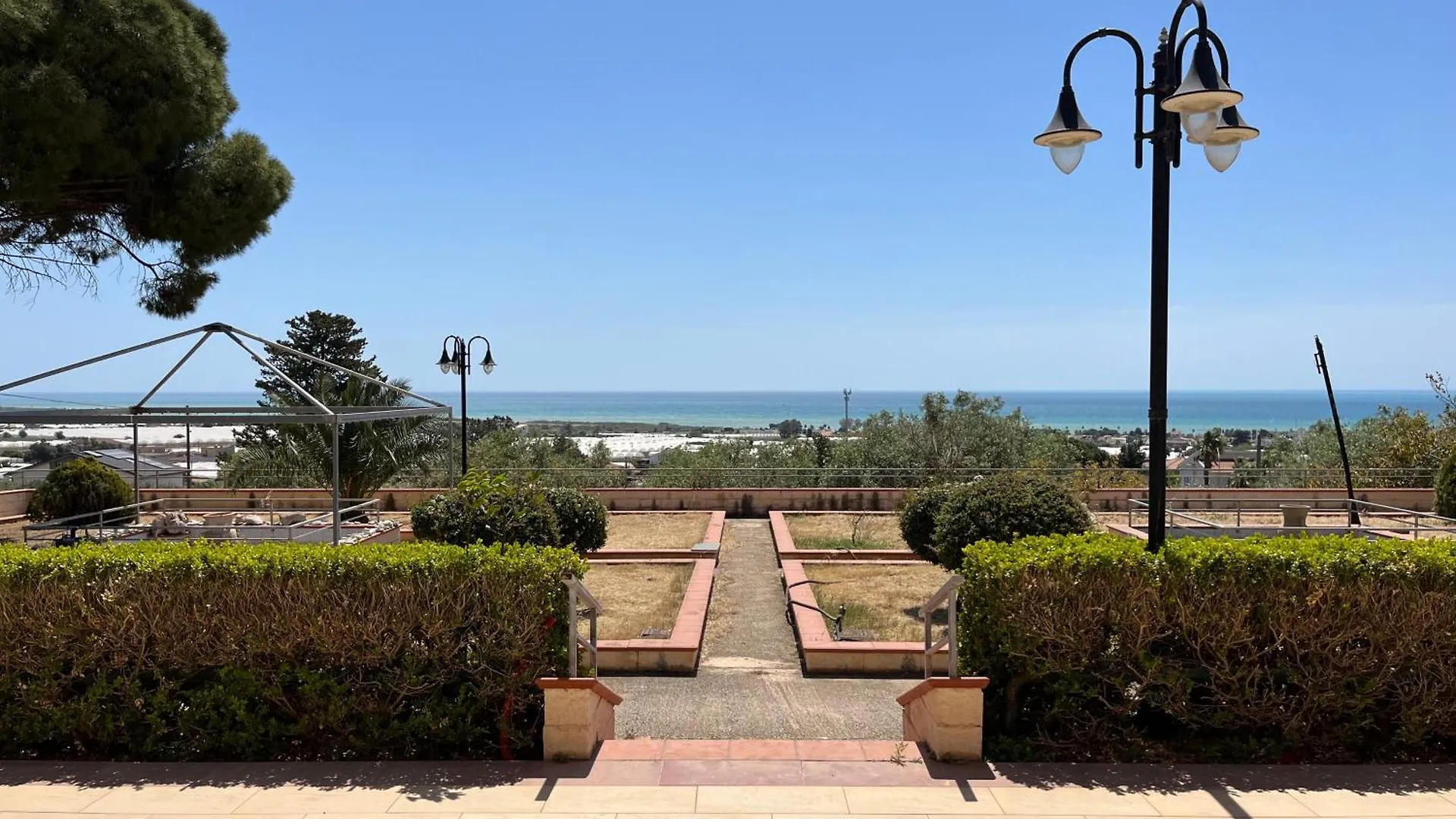 Villa Dolce Vita - Panorama A Marina Di Ragusa Con Parcheggio Privato